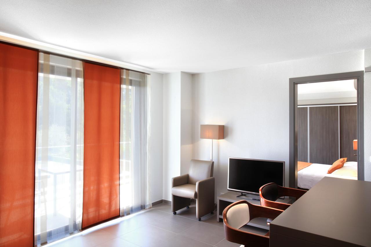 Seventeen Hotel Valbonne Exterior photo