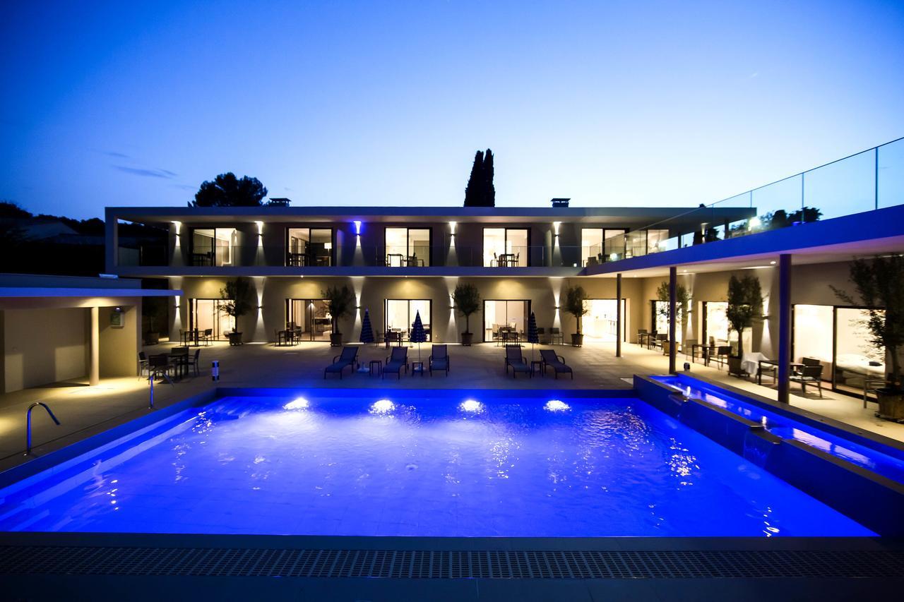 Seventeen Hotel Valbonne Exterior photo