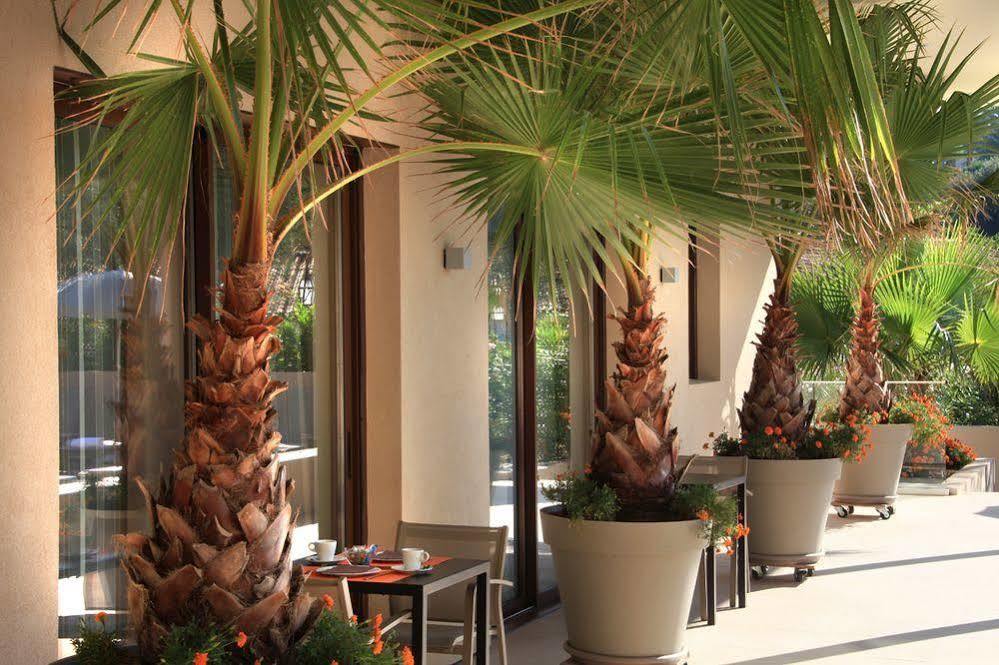 Seventeen Hotel Valbonne Exterior photo